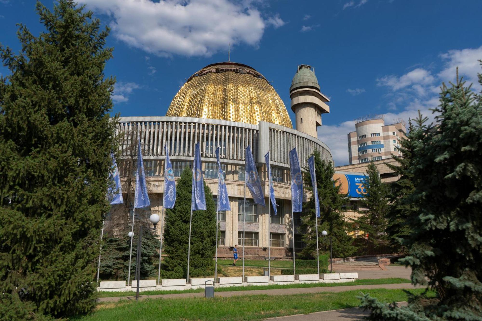 Nadezhda Apartments In Samal Almaty Exterior photo