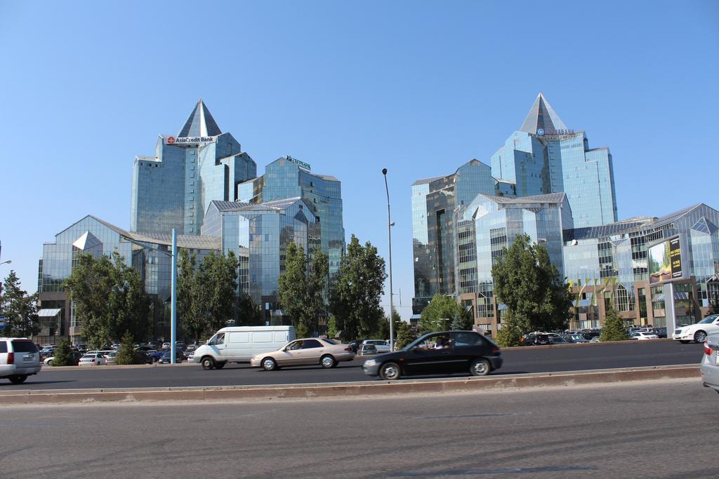 Nadezhda Apartments In Samal Almaty Exterior photo